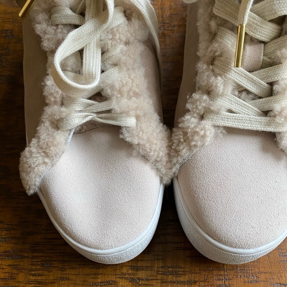 Michael Kors sneakers ⚡️MOVING SALE ⚡️ - Picture 2 of 7